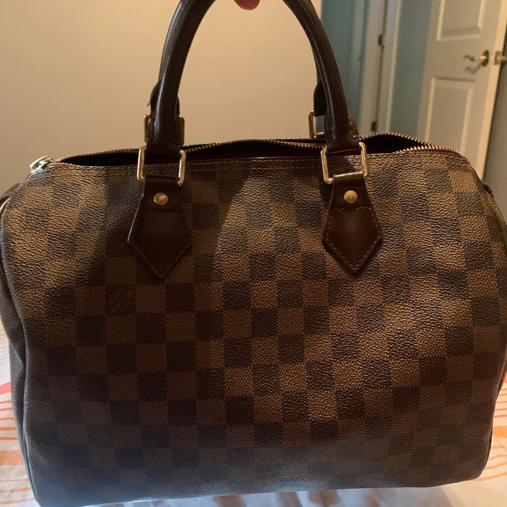 Pre loved Louis Vuitton Damier Ebene Speedy 30